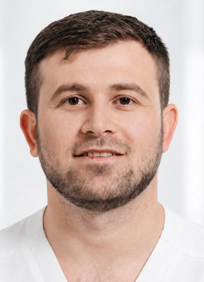 Врач Матаев Хамзат Хезерович