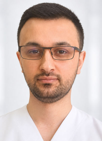 Врач Микаилов Иса Мислимович